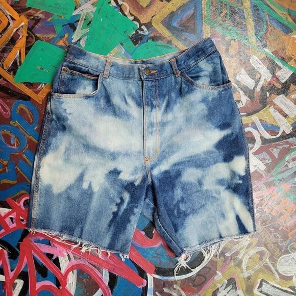 Gitano Women's Custom Reverse Tie-Dye Denim Shorts Size 16 - Picture 1 of 9